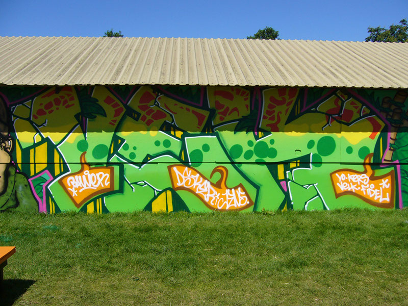 %_tempFileName2004-12-31%2023.00.00-119%