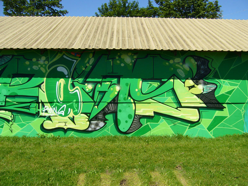 %_tempFileName2004-12-31%2023.00.00-136%